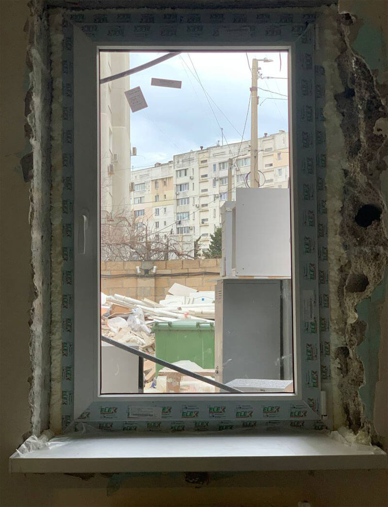 Одностворчатое окно завода Горница из профиля Elex 58 в Севастополе